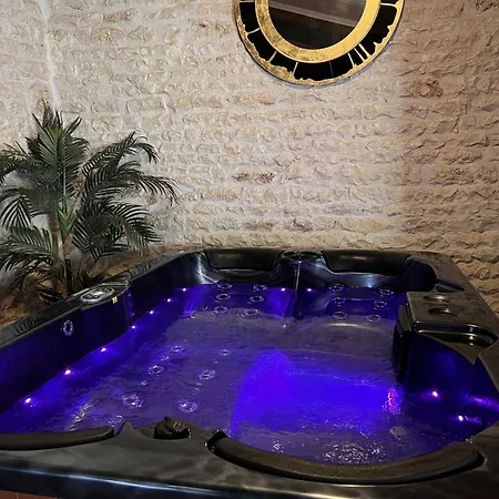 Semesterbostad De Charme Romantique Avec Privatif L'echappee Bulles Chambon (Vendee)